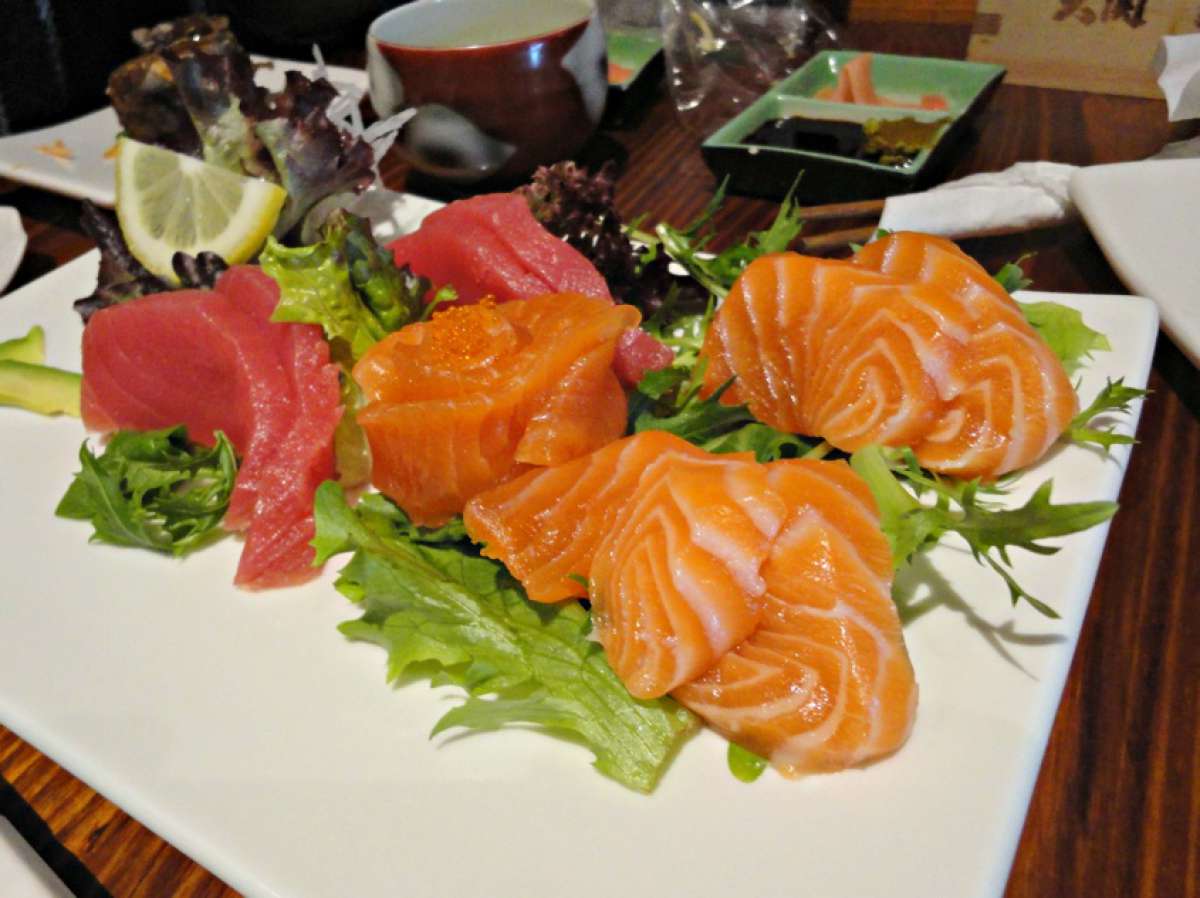 Kawa Sake Sushi Boat — photograph 7