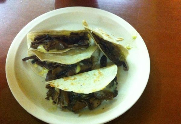Taqueria El Pique — photograph 3