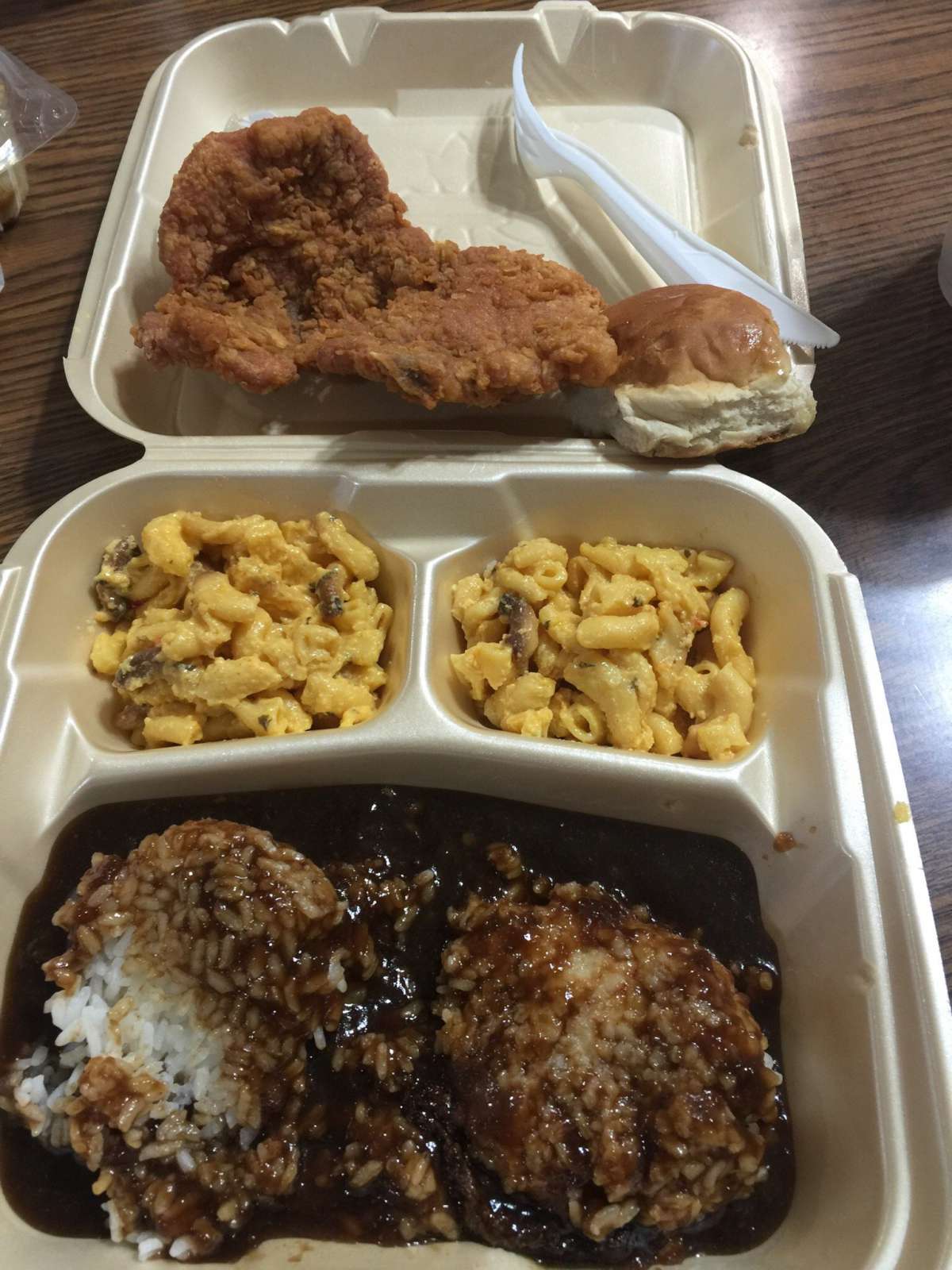 Laura's 2 Soul Food — photograph 3