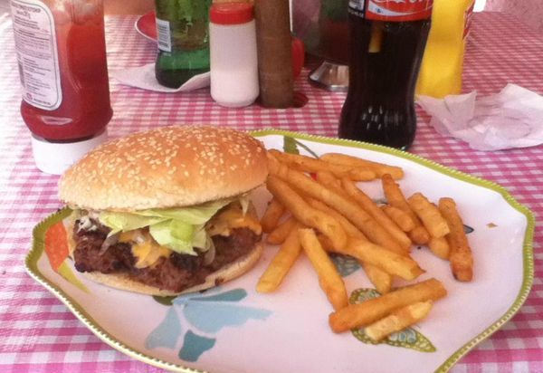Mary's Burger Shoppe — photograph 6