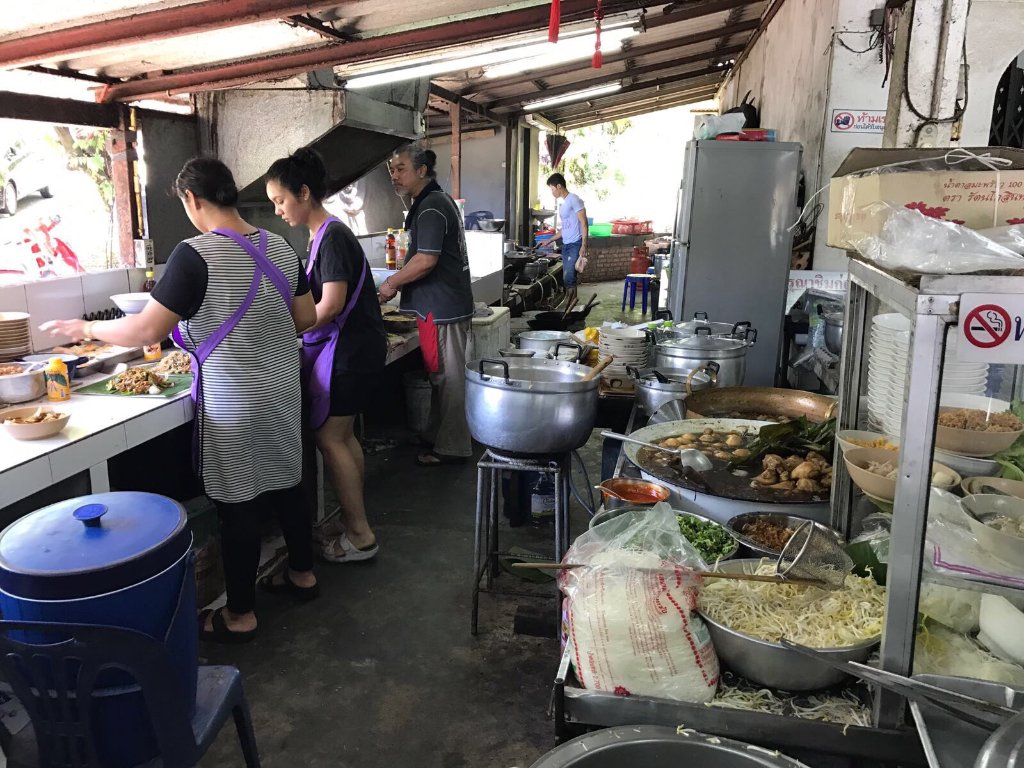 Pad Thai Shop — photograph 9
