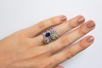 Discover The Charm of Dainty Engagement Rings
