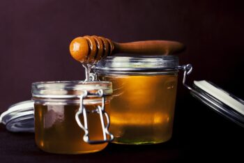 Can Raw Honey Help Improve Gut Health?