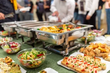 How Today’s Food Service Teams Keep Operations Moving
