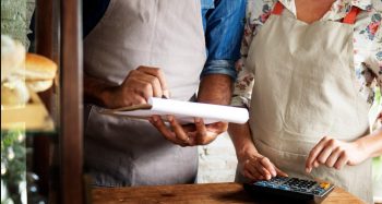 How a Restaurant Buying Organization Lowers Your Food and Supply Costs