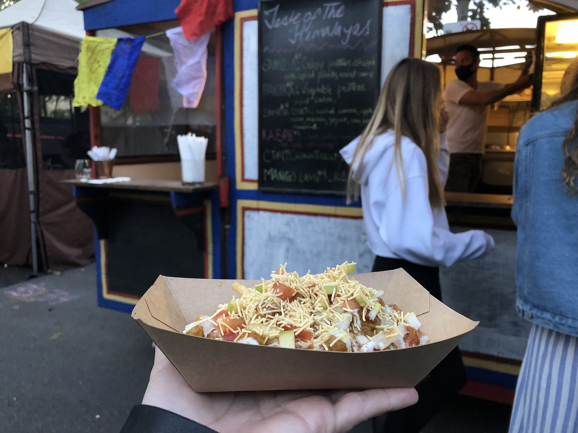 How to Choose a Food Tour: A Buyer’s Guide
