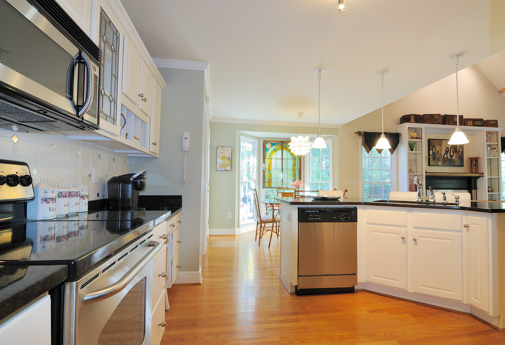 How Selecting Qualified Dishwasher Installers Can Maximize Appliance Performance