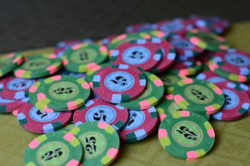 Lure of Casino Bonuses or How to Make the Most of Promotional Offers