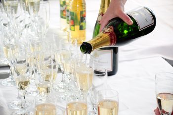 Booking New Year’s Eve Dinner: The Complete Checklist